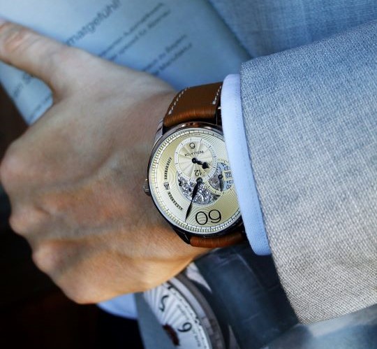 pánske hodinky LEXANDER SHOROKHOFF regulátor s originálnym strojèekom